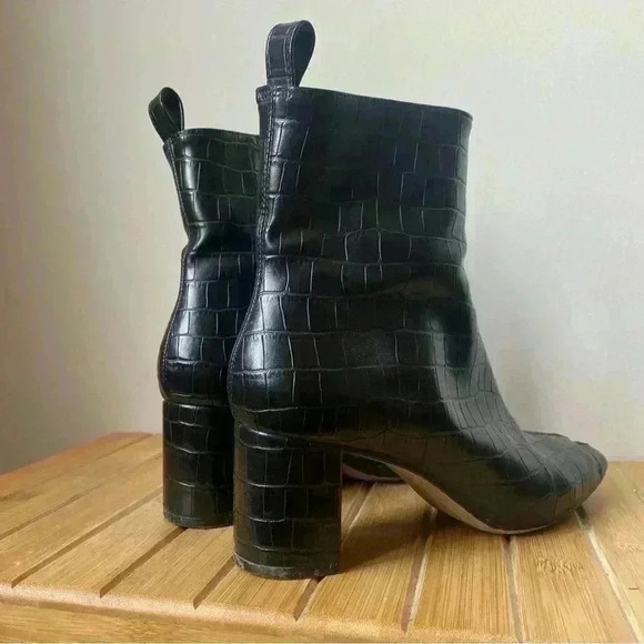 Black Croc Embossed Vegan Leather Heeled Booties - H&M - Size 6.5 - Picture 5 of 8